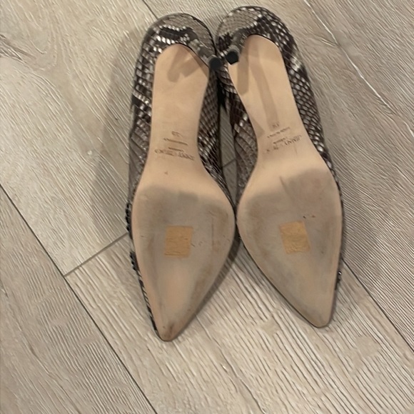 Jimny Choo "Romy" snakeskin pumps - Picture 5 of 7